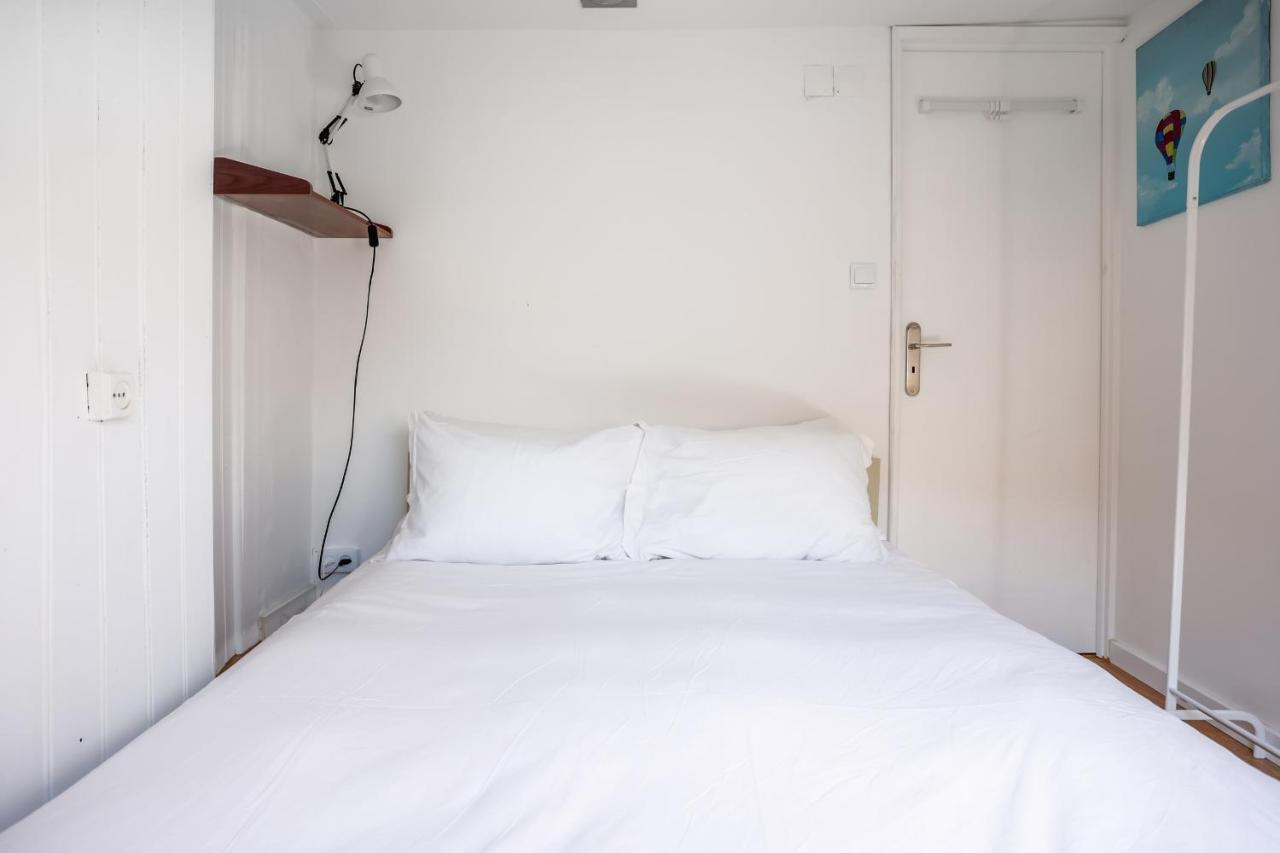 Cozy 3 Bedroom Apt In Lively Bairro Alto Lisbon Luaran gambar