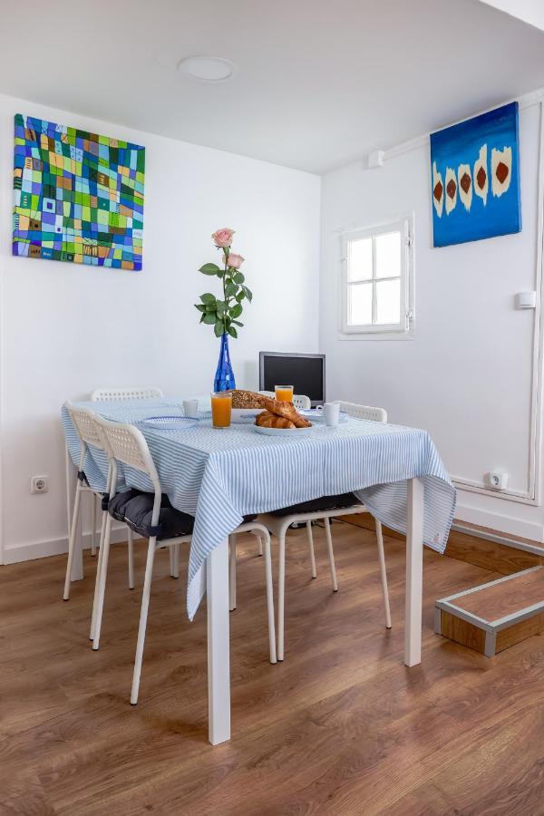 Cozy 3 Bedroom Apt In Lively Bairro Alto Lisbon Luaran gambar